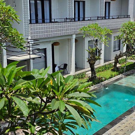 Chandi Hotel Ubud Exterior photo