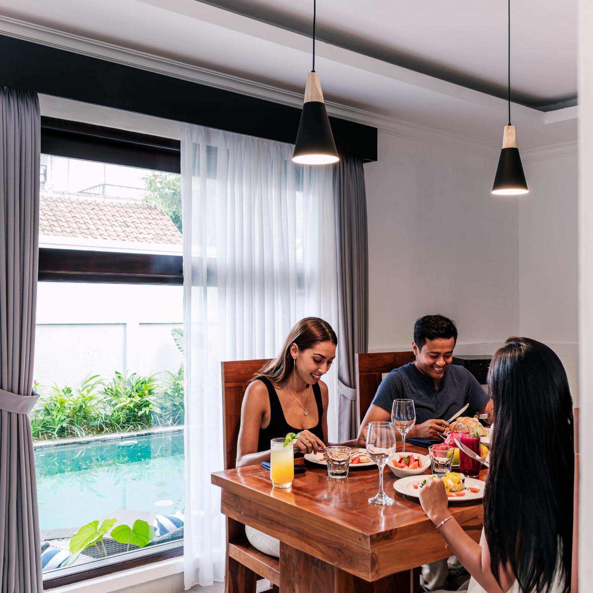 Chandi Hotel Ubud Exterior photo
